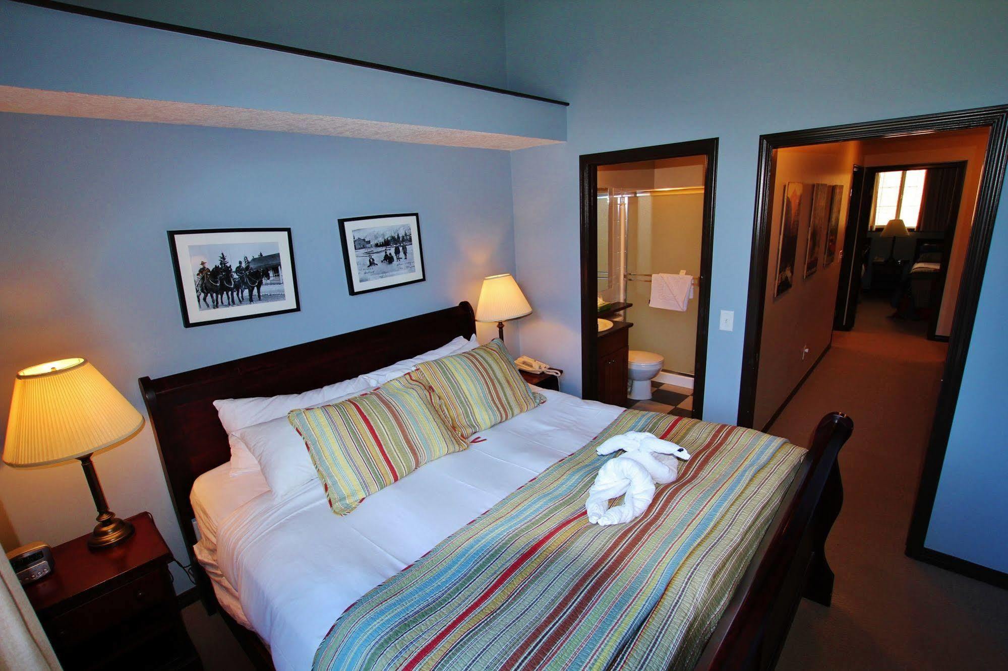 Mystic Springs Chalets & Hot Pools Canmore Zewnętrze zdjęcie